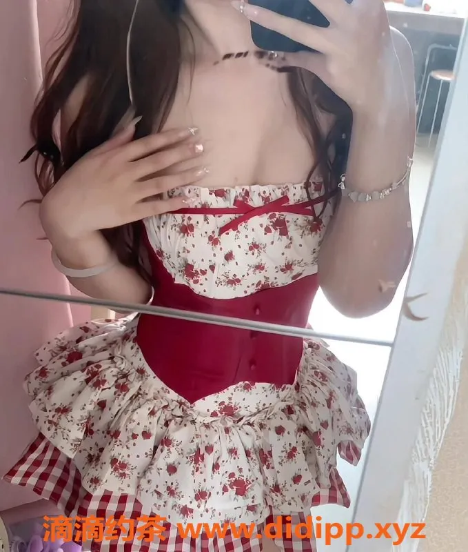 广州楼凤-天河可儿私聊约会，1800元尽享激情服务