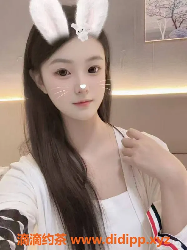 郑州楼凤-金水区青稚 19岁175身高 口调情接吻服务