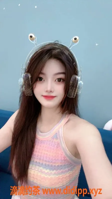 深圳楼凤-龙岗坂田思思，服务超值，私聊优惠不停