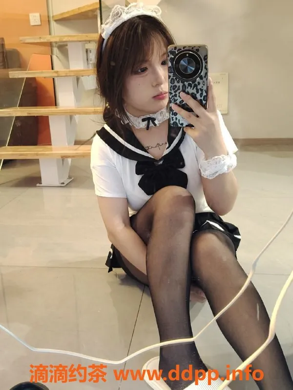 成都楼凤-成华区小乖妹子，160cm B+奶，18岁，服务极佳