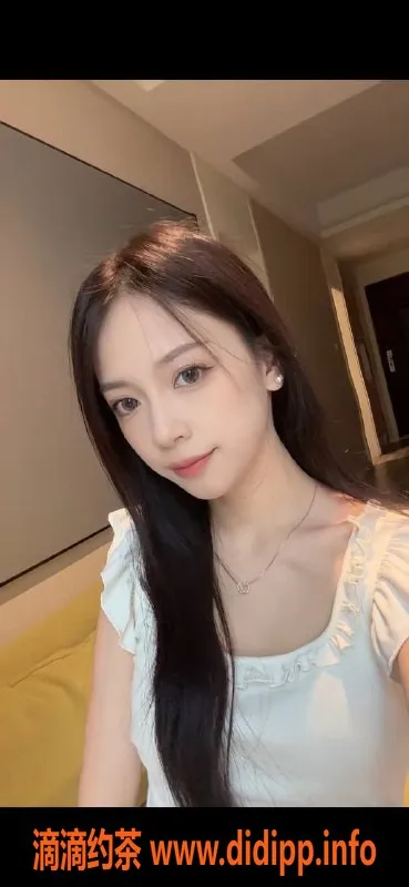 成都楼凤-高新区雨子酱，颜值9.0，服务态度佳