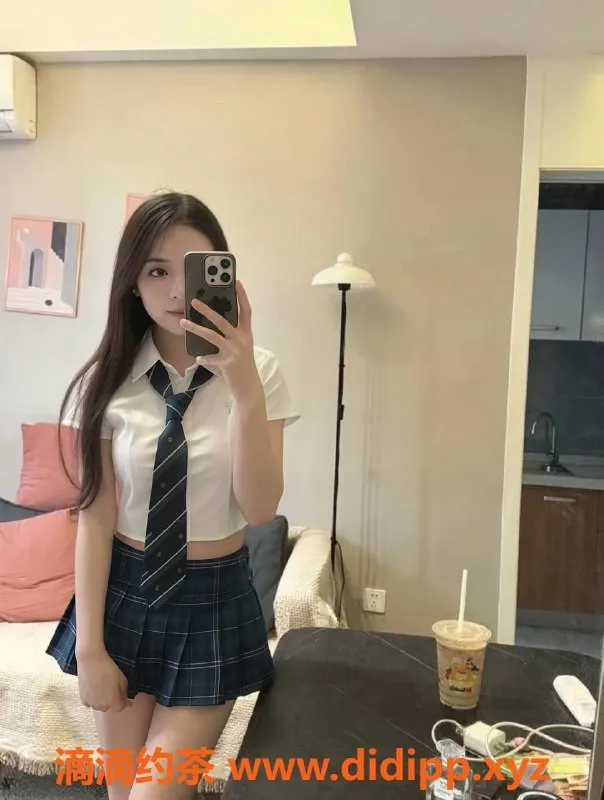 成都楼凤-高新区雨子酱，颜值9.0，服务态度佳