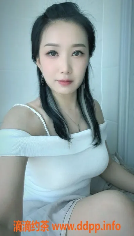 重庆楼凤-江北金淼，28岁165cm，36B+精致服务