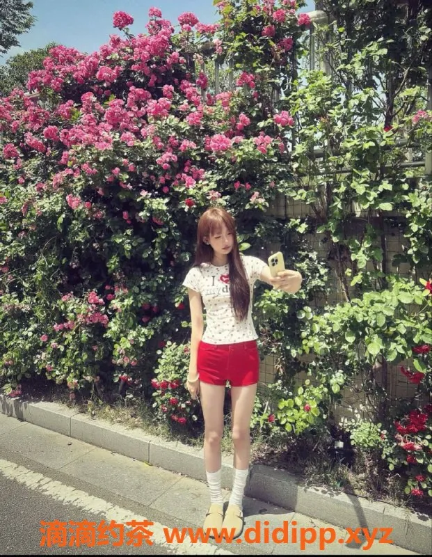 北京楼凤资源信息,朝阳陈佳怡，白嫩嫩妹，1200元服务