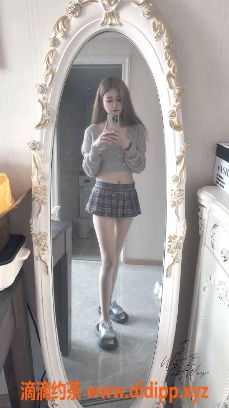 成都spa会所-成华区瑶瑶，车牌745，半套丝足服务