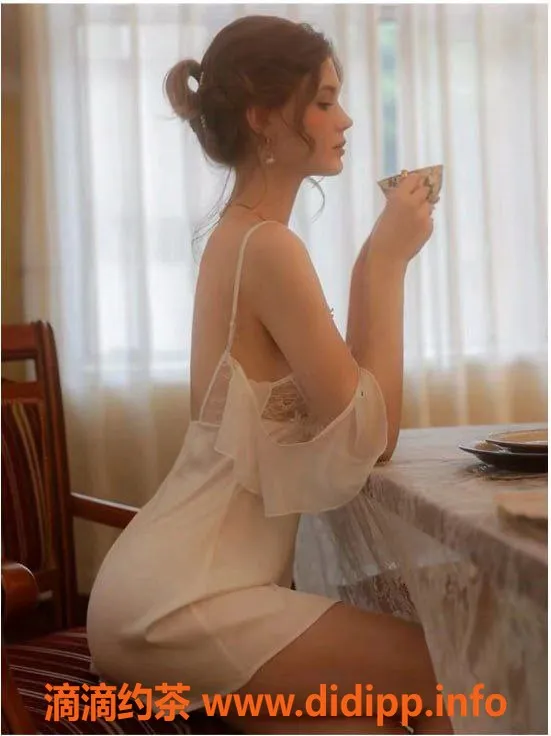 杭州上门服务-芬兰小姐22岁173cm，激情服务仅2800元