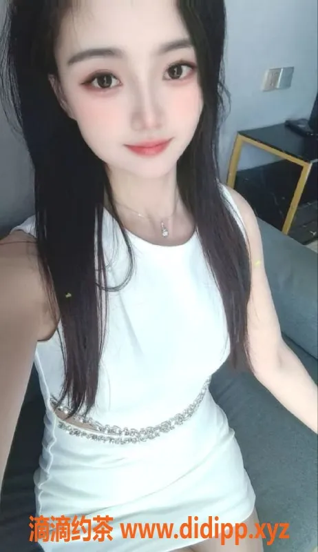 重庆楼凤-江北区模特冰冰，171高、45轻盈，私密服务等你来体验