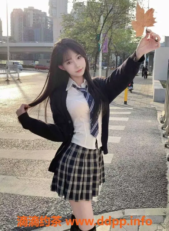 广州楼凤资源信息,黄埔萝岗小美，22岁163cm 46kg 36C