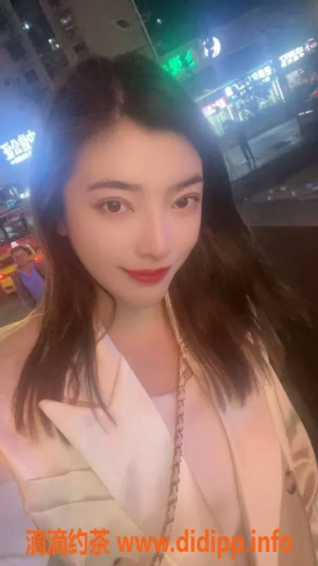 重庆楼凤-观音桥小仙女，已认证女优，值得一试！