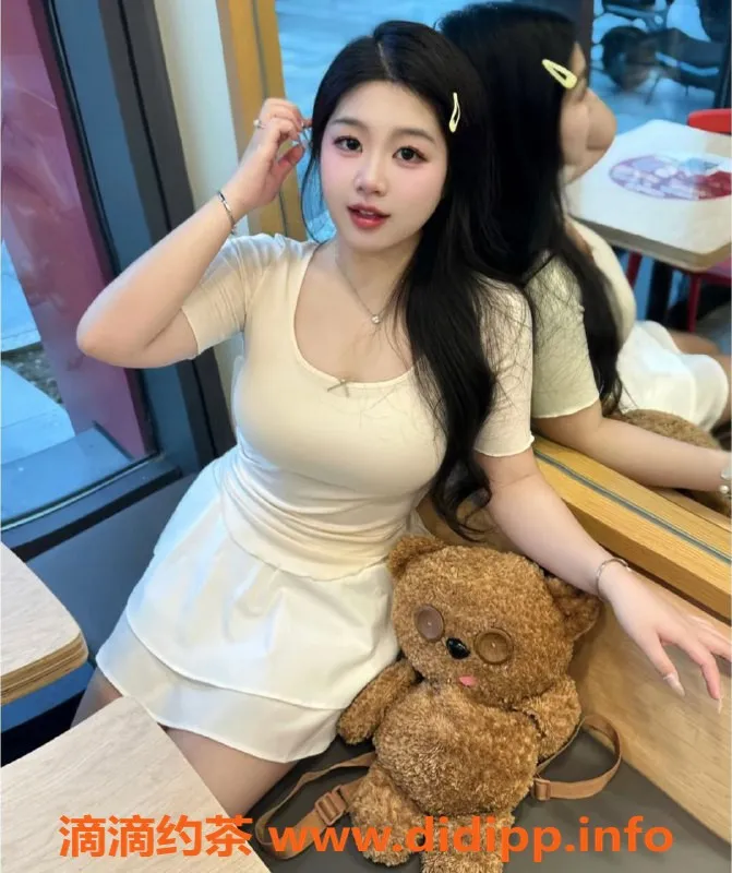 广州楼凤-禅城晓晓，24岁161cm，茶水费500起