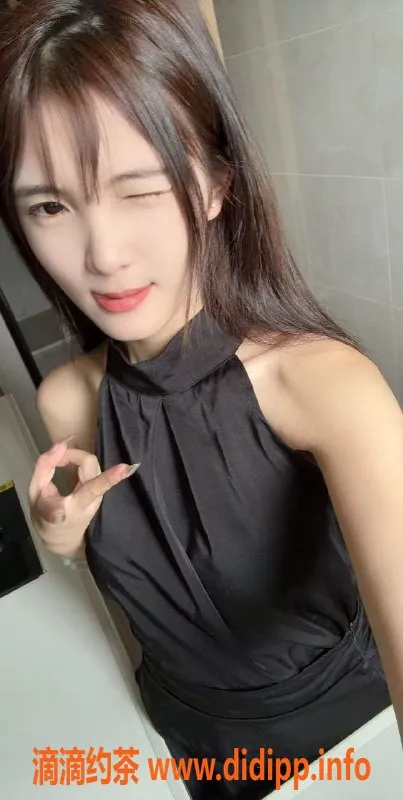 成都楼凤-成华区20岁妹子，160高C胸，热情服务