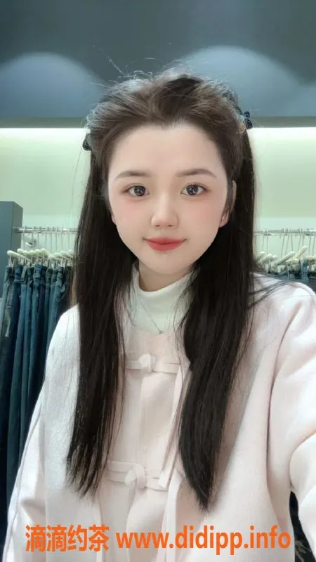 重庆上门服务-重庆高端兼职楼凤 18岁+ 上门全套服务