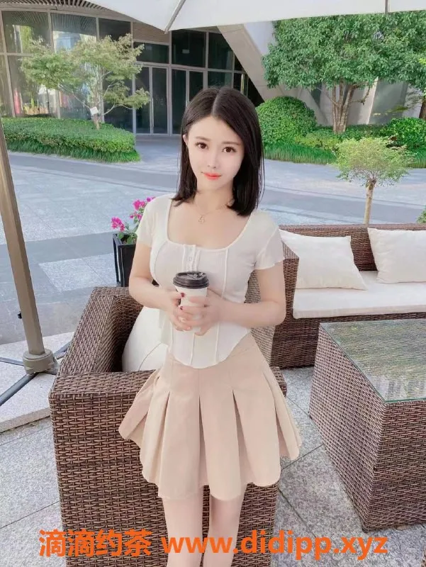 北京楼凤-朝阳望京小仙女，皮肤白皙大胸热推！