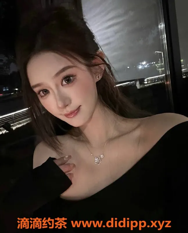 北京楼凤-朝阳双井20岁高学历白幼瘦酥鲤鲤lii