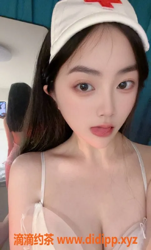 东莞楼凤-寮步琪琪，23岁162cm，34C，激情服务仅600元起