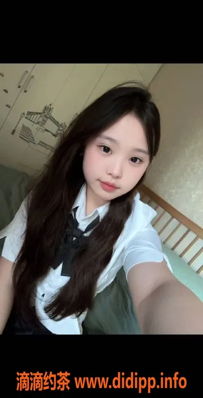 重庆楼凤-江北小不点，18岁D罩杯，48kg，69舌吻服务