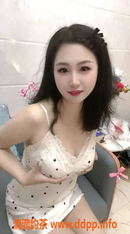 广州楼凤-白云区26岁芊芊，165cm 36C热情服务