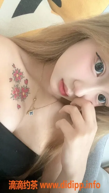 成都楼凤资源信息,成华区小影18岁，身材匀称，颜值在线，强烈推荐！