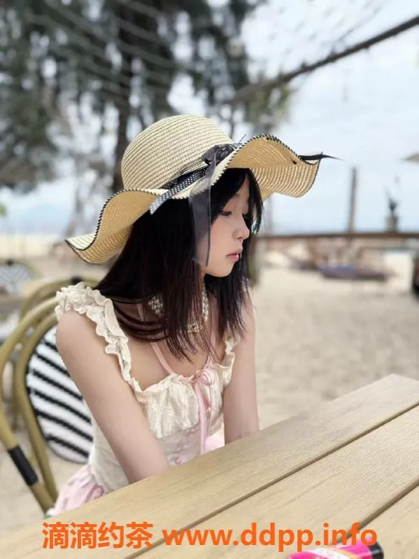 珠海楼凤-珠海菜菜，身材窈窕，服务一流