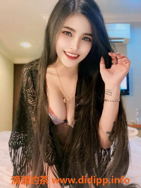 杭州上门服务-22岁英格兰混血 D胸美女，身高164，杭州上城启迪