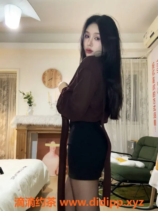 广州楼凤-天河陈晓倩，课费700p，私聊预约