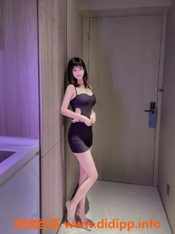 珠海楼凤-拱北依依，身材丰满，服务热情