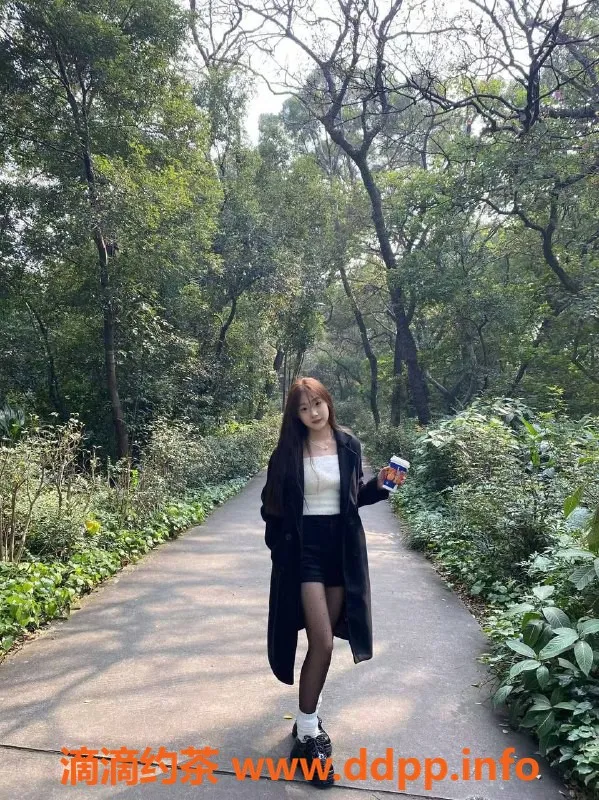 重庆楼凤-九龙坡悦悦，19岁C+罩杯，167cm全套服务