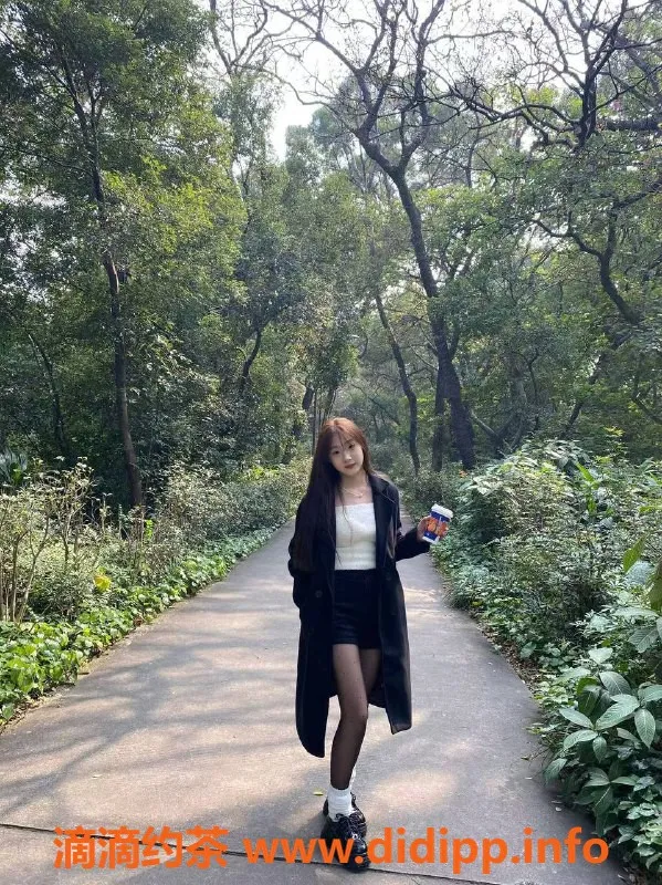 重庆楼凤资源信息,九龙坡区悦悦老师，全套700P，放心出击