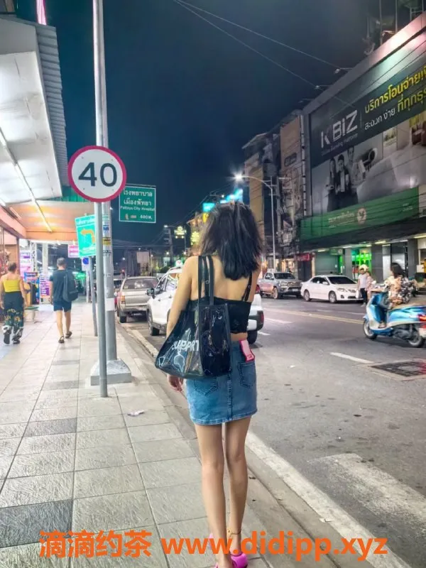 北京上门服务-通州米可双胞胎上门服务，700元起