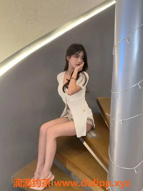 杭州楼凤-下沙甜妹KK，20岁身高163cm，服务一流