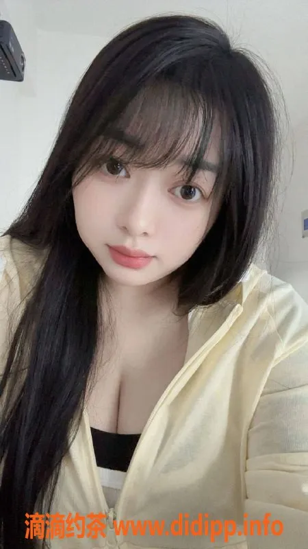 郑州楼凤资源信息,郑州二七区臭宝，24岁168cm，55kg，前后波推服务