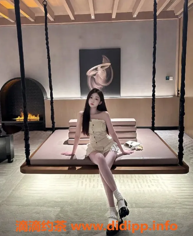 深圳楼凤资源信息,福田19岁嫩妹依一、160cm、36C等你调教！