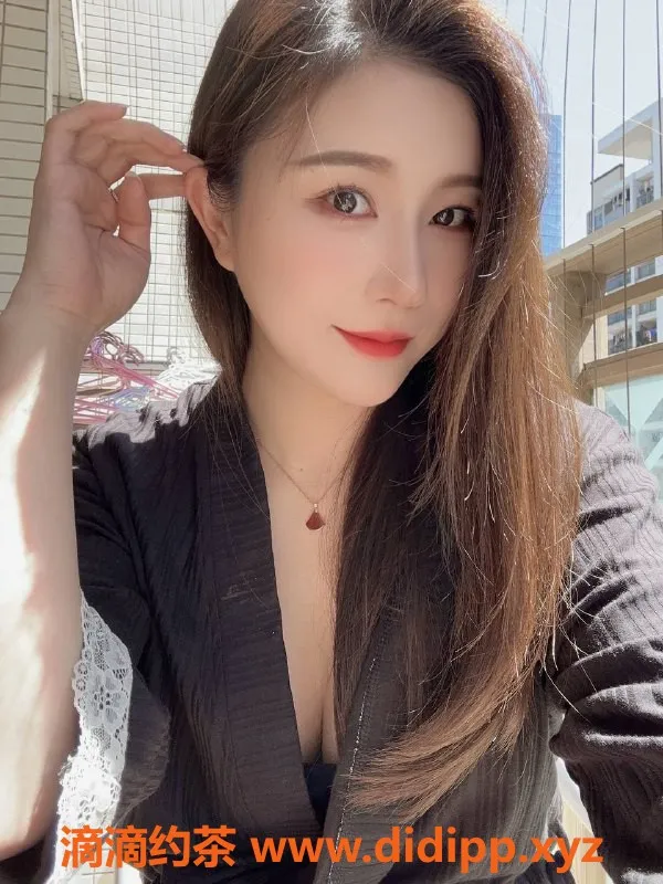 广州楼凤-天河佳琪，1500元超值体验