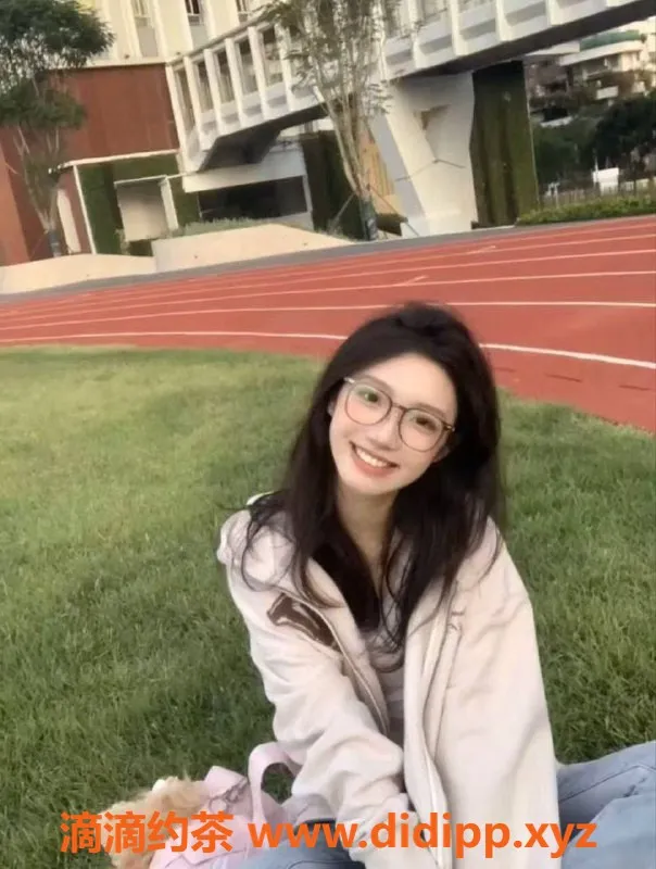 北京楼凤-朝阳嫩妹小婉，萝莉长相，1200元服务