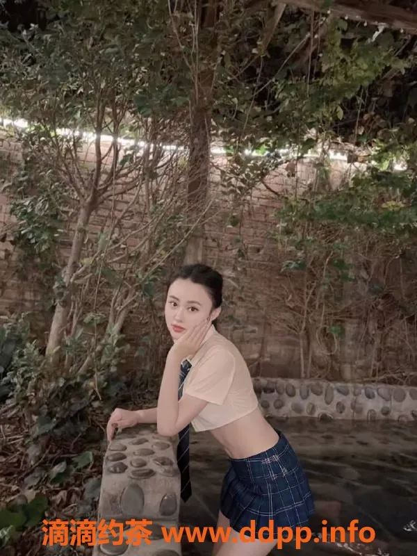 成都楼凤-成华区阿鑫少妇车，服务态度超棒