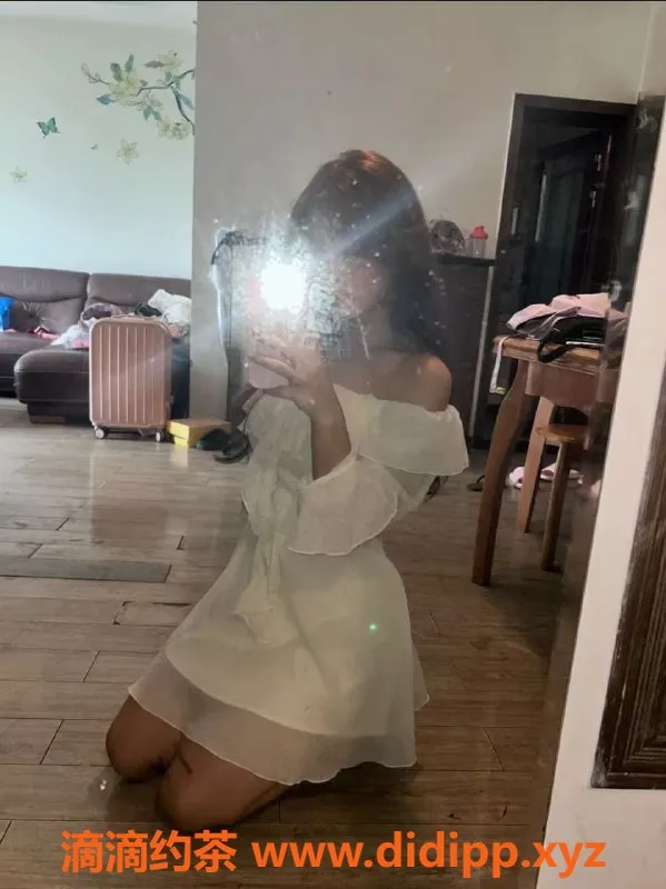 重庆上门服务资源信息,上门服务｜哆米学妹｜18岁158cm白嫩可人