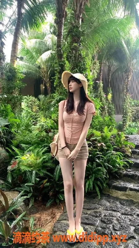 杭州楼凤-22岁在校生cc，身高167，服务多样，价格合理