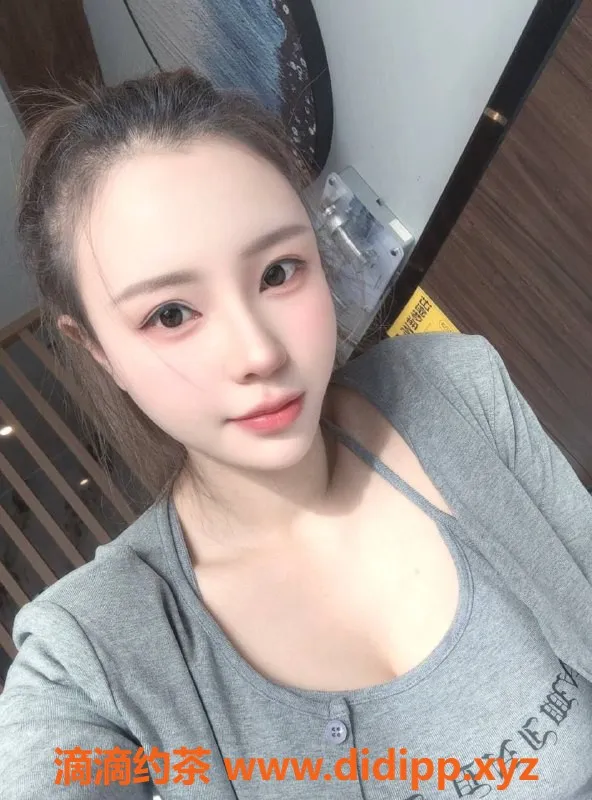 广州楼凤-广佛金沙洲 悠悠 800元起 性感服务