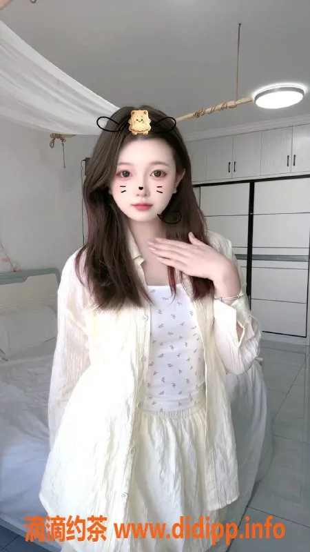 东莞楼凤-常平小蕊蕊，800P定制服务，性价比高