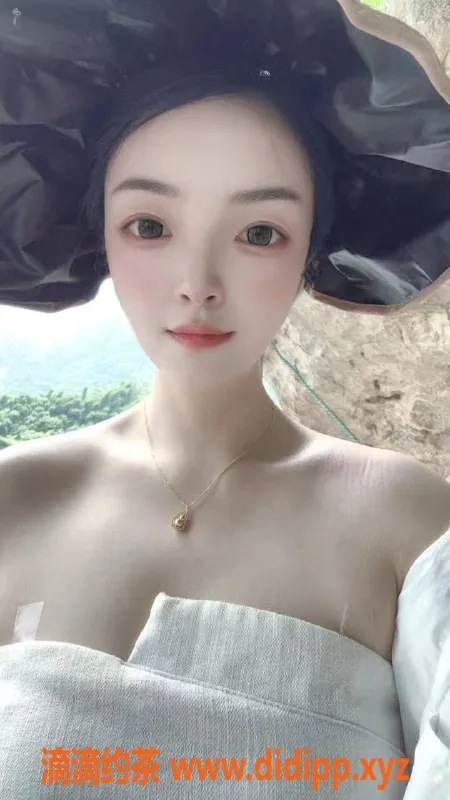 西安上门服务-雁塔区小娘子161cm、44kg，特色舌吻服务