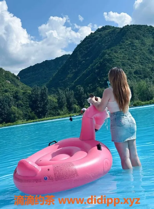 北京上门服务-通州晨晨25岁，163cm，120斤上门服务