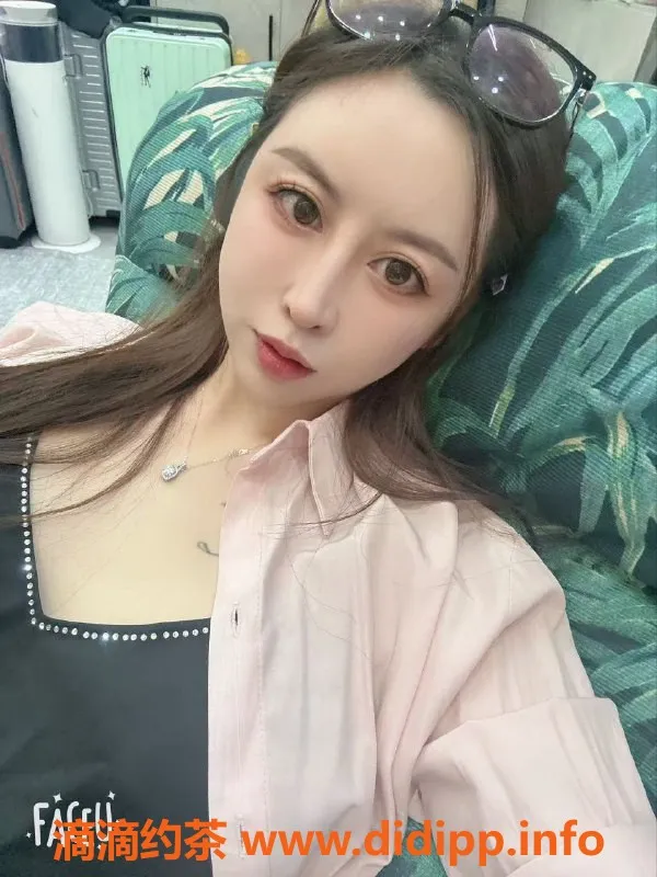 广州楼凤-海珠靓颖御姐 24岁 164cm 36D 供服务