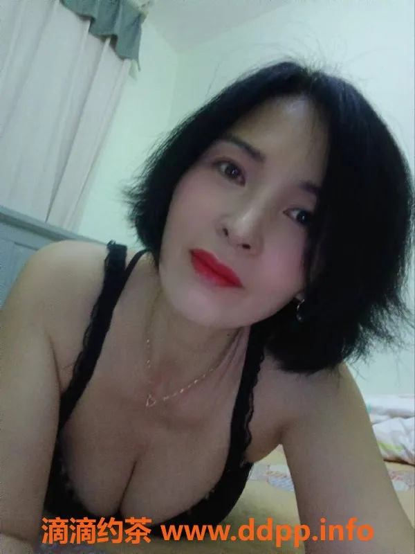 郑州楼凤-郑州二七区小金豆，160cm良心服务，激情促销4元起