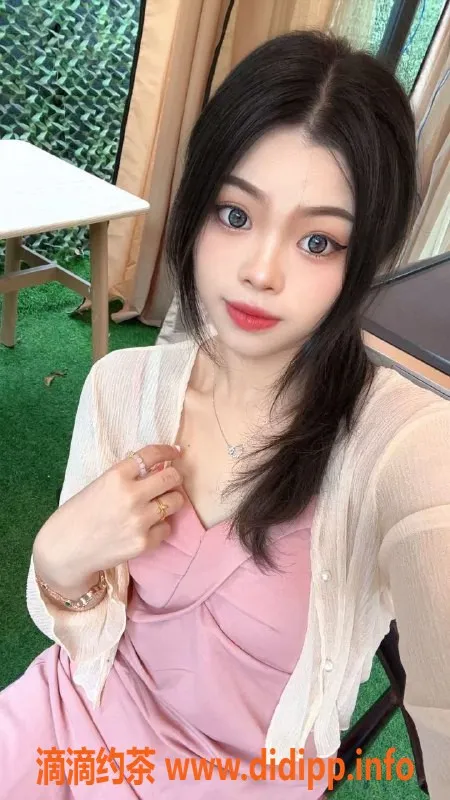 昆明楼凤资源信息,西山区甜甜圈，600元亲密服务，双飞1400元