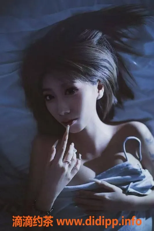 成都楼凤-武侯区小不点嫩妹，身材爆赞，课时费仅7/11