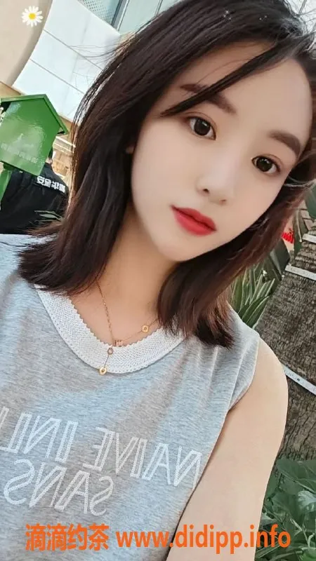 西安上门服务-未央区小猪萌萌，162cm C杯，400p起