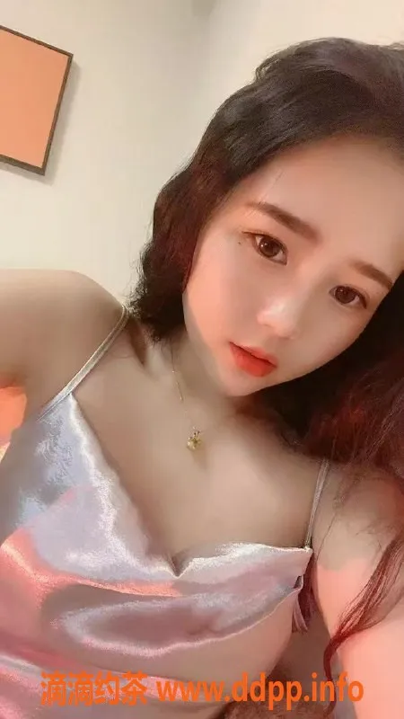 广州楼凤-天河新人小妮，22岁163cm 36D诱惑体验