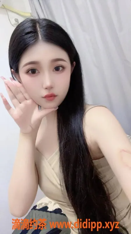 郑州楼凤-金水区伊晴，175cm 52.5kg 36D，服务多样