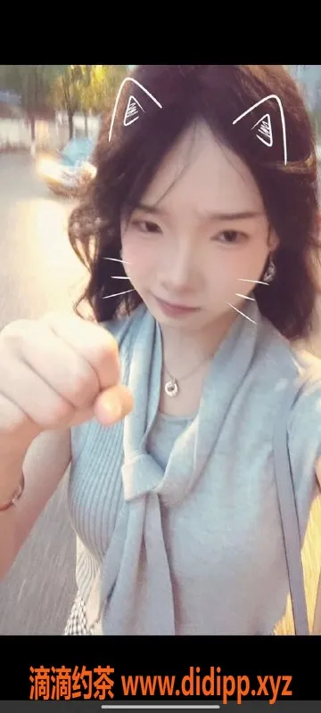 成都楼凤资源信息,春熙路萌萌，身材出众的嫩妹，课时费7/12