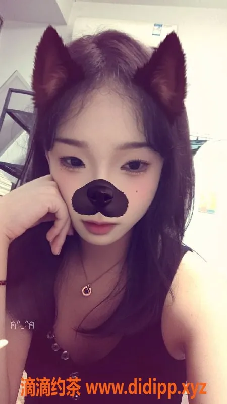 成都楼凤-春熙路萌萌，身材出众的嫩妹，课时费7/12